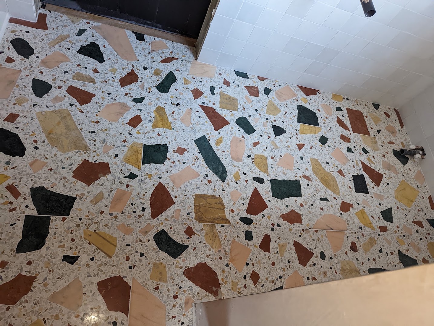 Brooks Tiling Service — Photos 8
